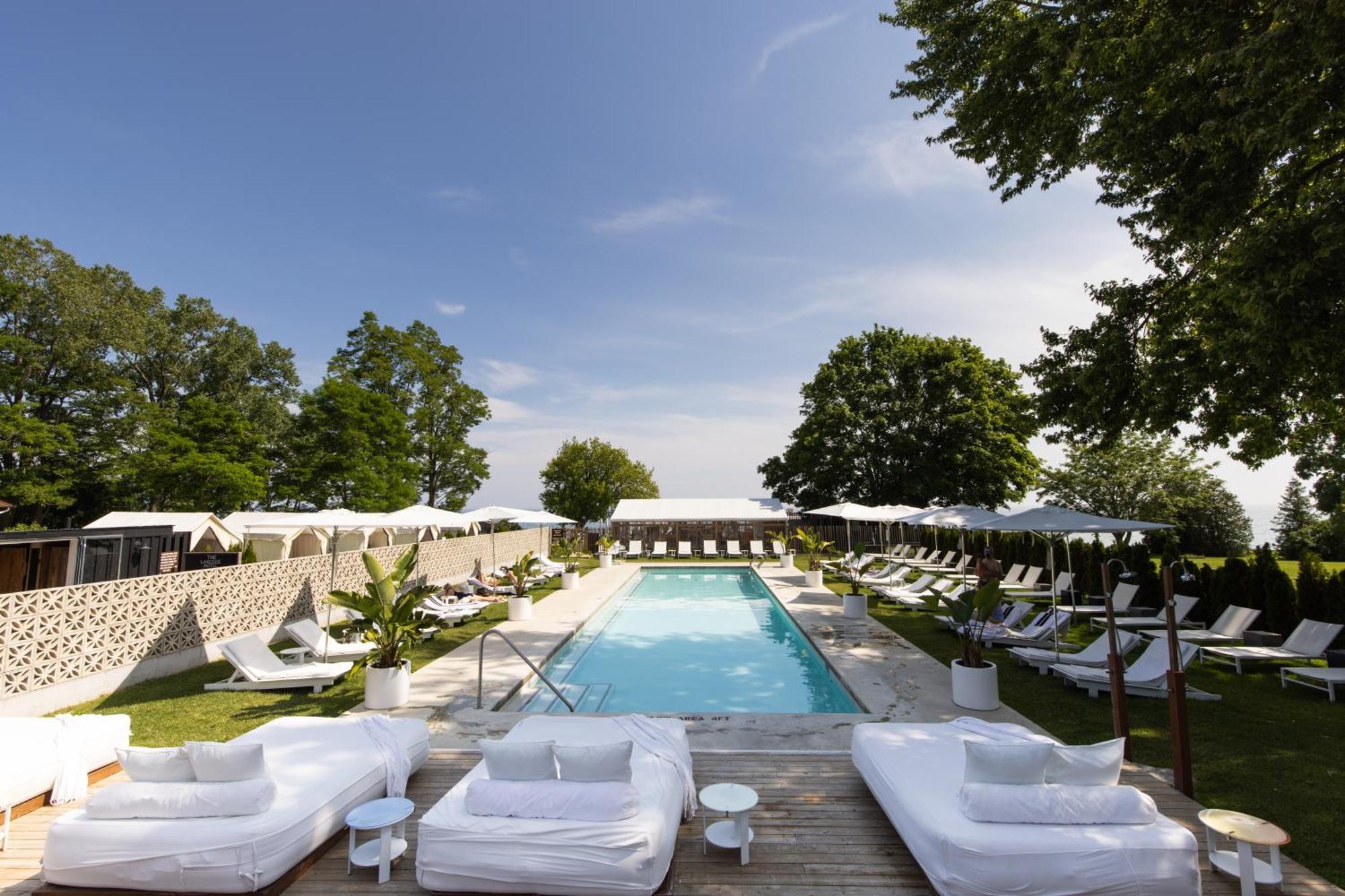 The Lakeside Prince Edward County Веллингтон Экстерьер фото